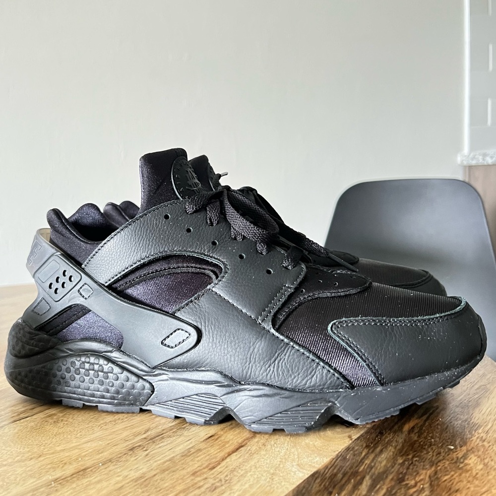 Nike Black Air Huarache Men's Shoes